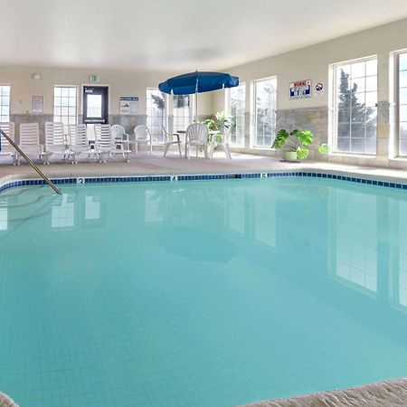 Ramada By Wyndham Moses Lake Ngoại thất bức ảnh
